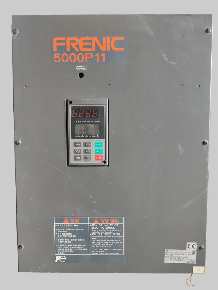 Fuji Electric Frenic FA FRN45P11S-4CX – Inversor de frecuencia de 45 kW 5000P11 (trifásico, 380-480 V)