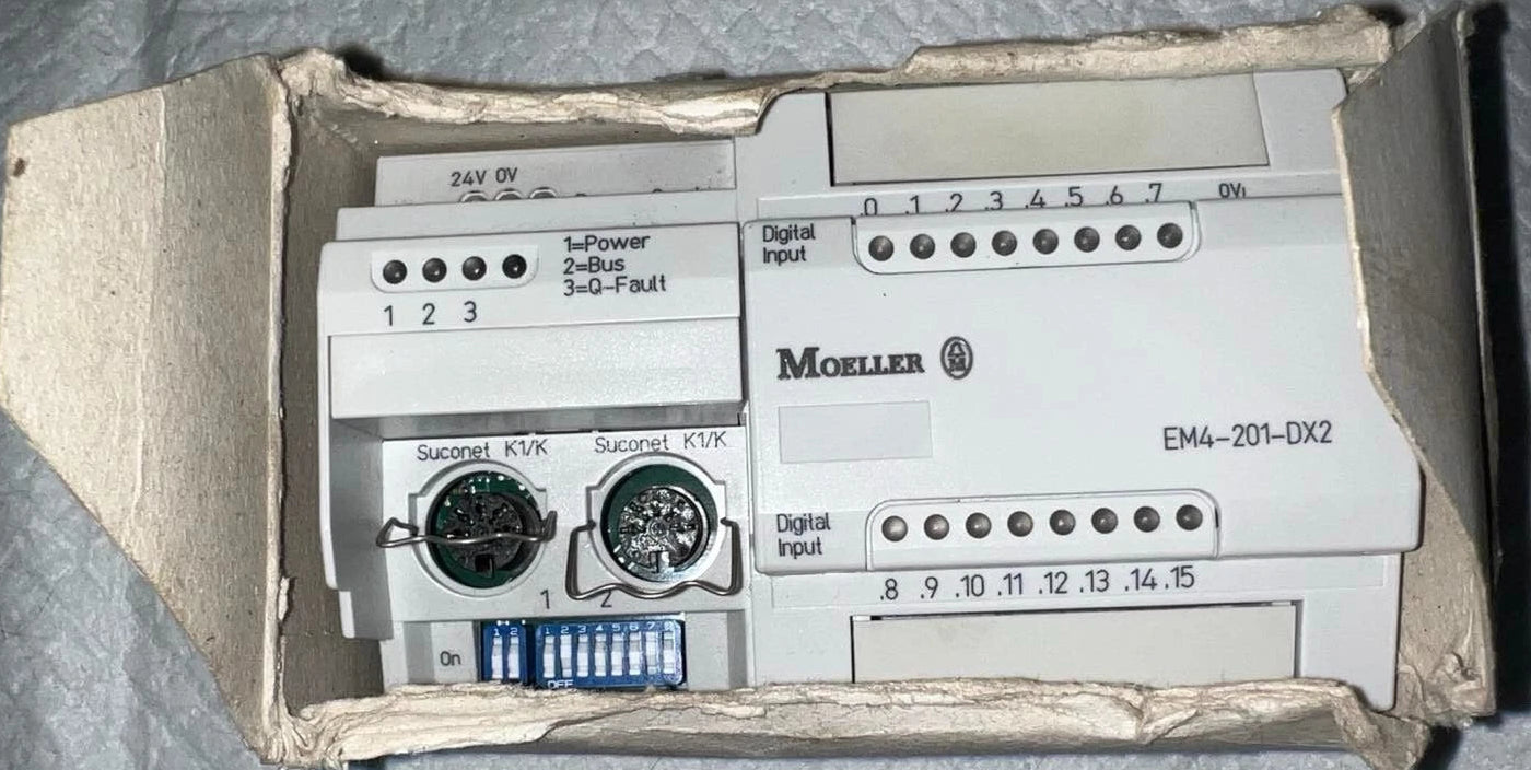 Moeller (Eaton) EM4-201-DX2 digital input expansion module for PLC systems. 24VDC, 16 digital inputs, Suconet K/K bus, 0–55°C