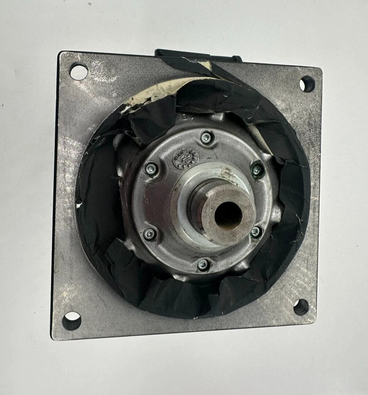 Lenze MCA 10/40-SRMP2-Z0C0-ST5S00N-ROSU AC Servo Motor, 0.8 kW, 390 V, Encoder AM1024-8V-H, Brake