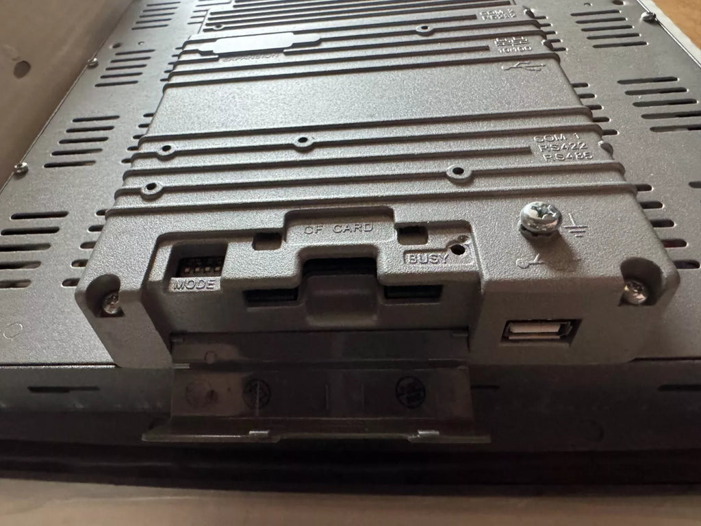 Beijer Electronics E1151 / E1151BE | Panel de operador táctil de 15″, WinCE 4.2, Tetra Pak, 24 VCC