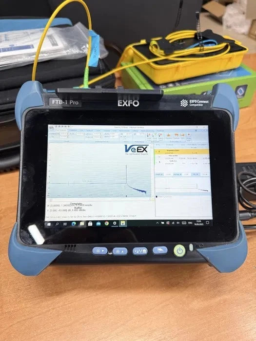 Comprobador multiservicio EXFO FTB-1 V2 PRO-S1-128G | Módulo 720C | 1310/1550 nm