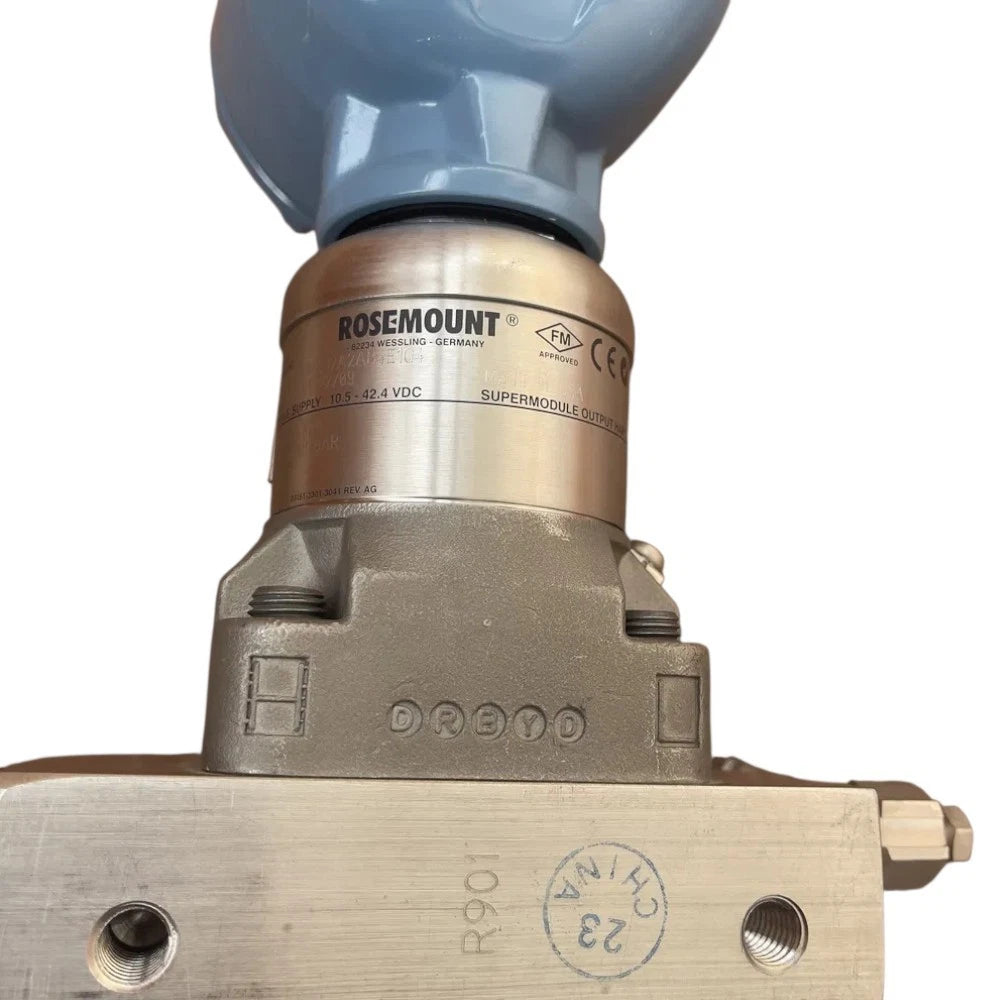 Rosemount 3051S1CD1A2E12A2AB4E1Q4 Intelligenter Drucktransmitter 2000 PSI / 138 bar + Gehäuse 300S2AAE1 + C305121124-0000, Ex d IIC, HART / FOUNDATION Feldbus