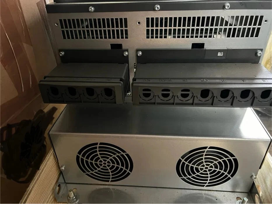 Siemens SINAMICS Power Module 240 6SL3224-0BE41-1UA0 110/132kW 400V