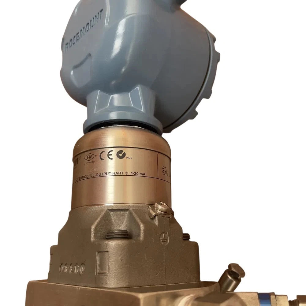 Rosemount 3051S1CD1A2E12A2AB4E1Q4 Intelligenter Drucktransmitter 2000 PSI / 138 bar + Gehäuse 300S2AAE1 + C305121124-0000, Ex d IIC, HART / FOUNDATION Feldbus