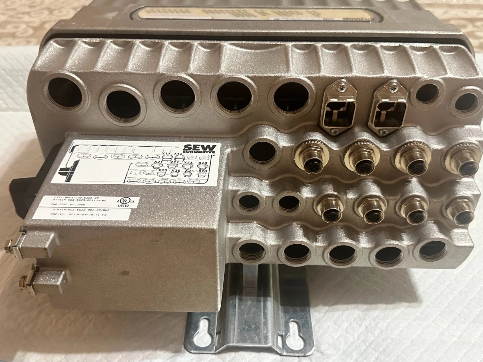 SEW-EURODRIVE MOVIFIT® FC MTF11A003-503-E20A-20 | MTF11A007-503-E20A-20 Dezentraler Antrieb 0,75 kW | MTA11A Modul