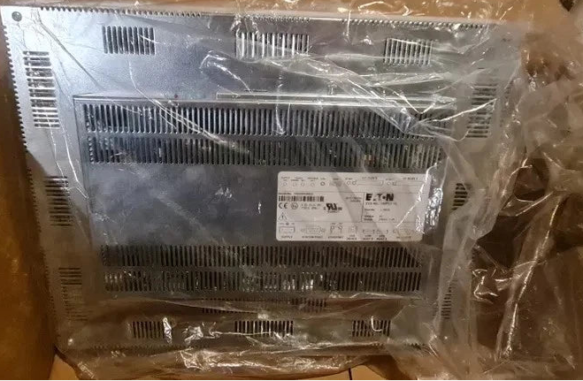 Panel táctil HMI Eaton XVS-460-15MPI-1-10 – N.º de pieza 139976 – 24 V CC – Ethernet/USB/PROFIBUS