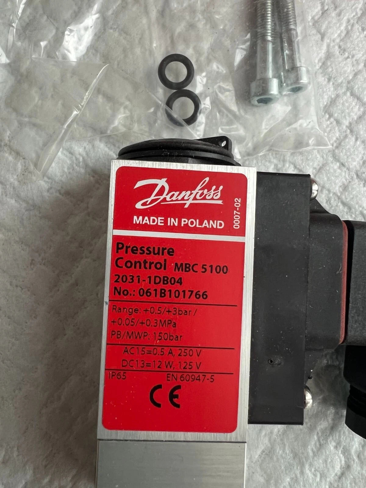 Presostato Danfoss MBC 5100 +0,5…3 bar | G1/4 | N.º de pieza: 061B101766