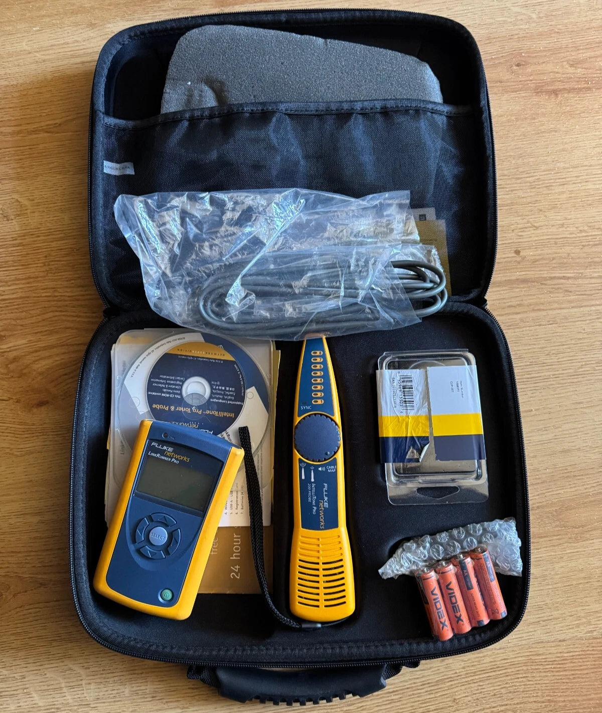 Fluke Networks LinkRunner Pro Network Tester + IntelliTone Pro 200 Probe Kit | Cable & Network Diagnostics