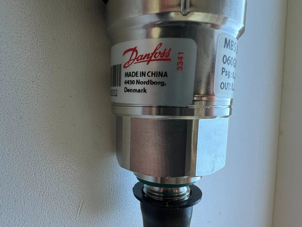 Danfoss MBS 3250 Drucktransmitter 060G1733 | 0–400 bar | 0–10 VDC | 24 VDC