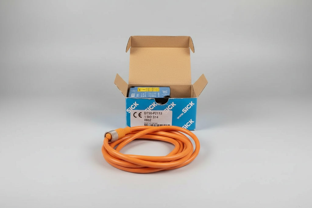 SICK DT50-P2113 Laser Distance Sensor 1047314 +Cable