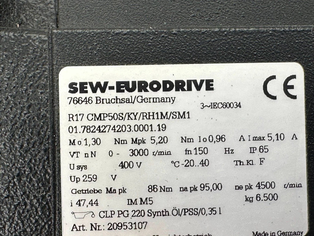 SEW-EURODRIVE R17 CMP50S/KY/RH1M/SM1 Servo Gearmotor i=47.44 IP65 400V