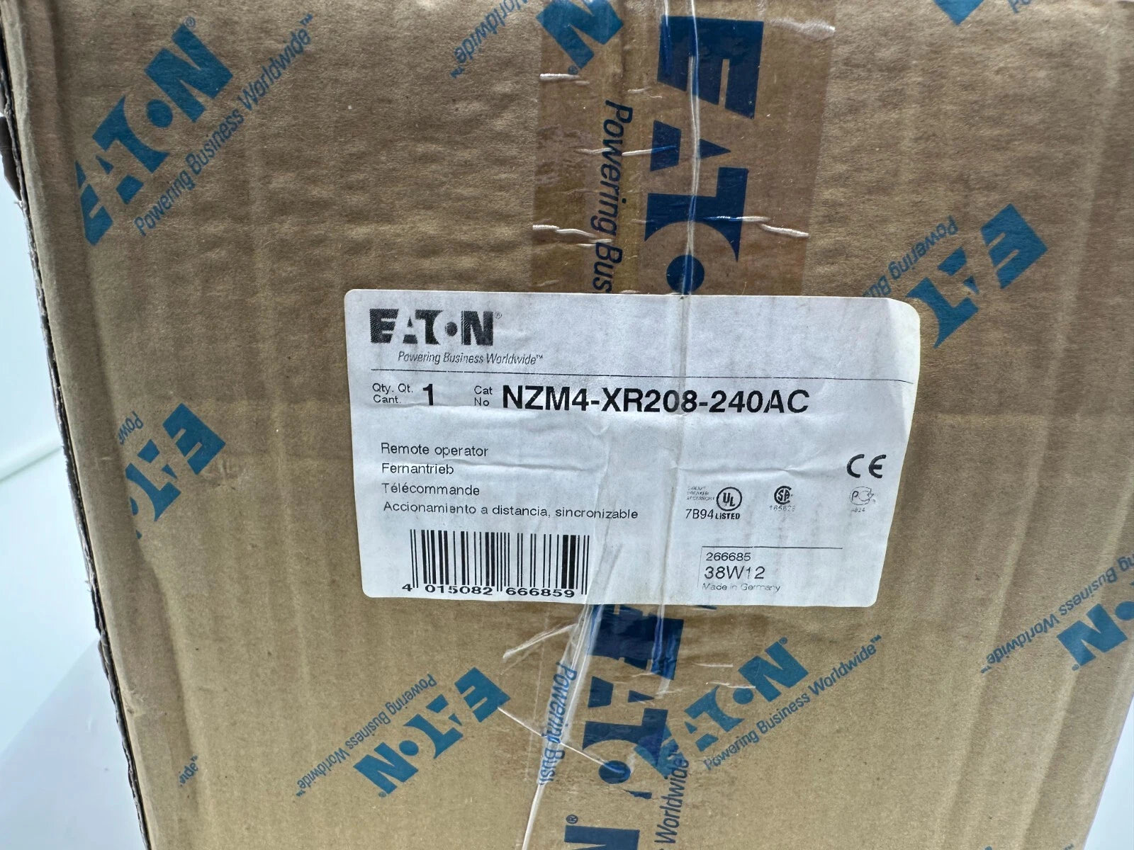 Eaton NZM4-XR208-240AC Remote Operator for NZM4 Circuit Breakers, 240 VAC