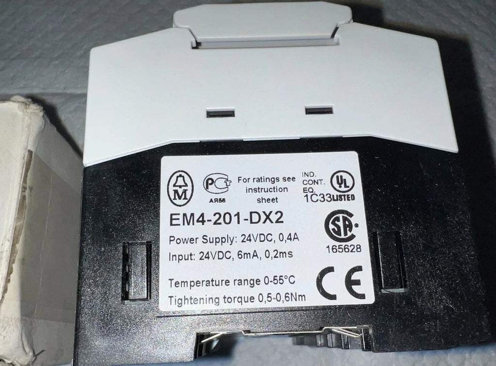 Moeller (Eaton) EM4-201-DX2 Digitaleingangserweiterungsmodul für SPS-Systeme. 24 V DC, 16 digitale Eingänge, Suconet K/K-Bus, 0–55 °C