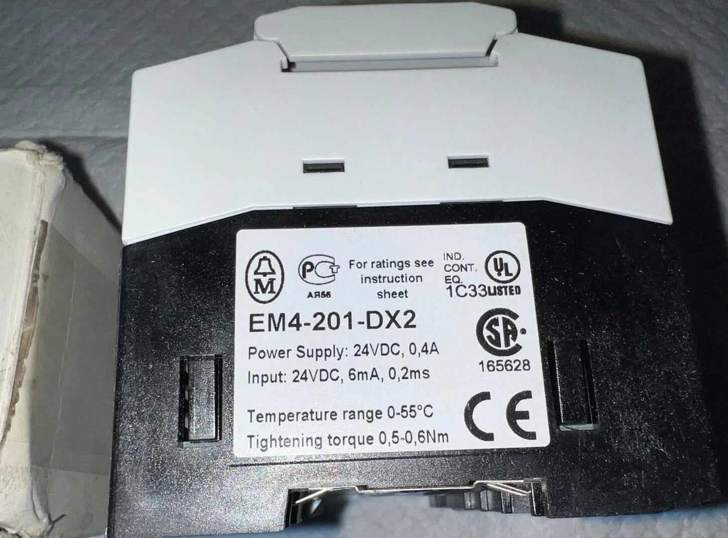 Moeller (Eaton) EM4-201-DX2 digital input expansion module for PLC systems. 24VDC, 16 digital inputs, Suconet K/K bus, 0–55°C