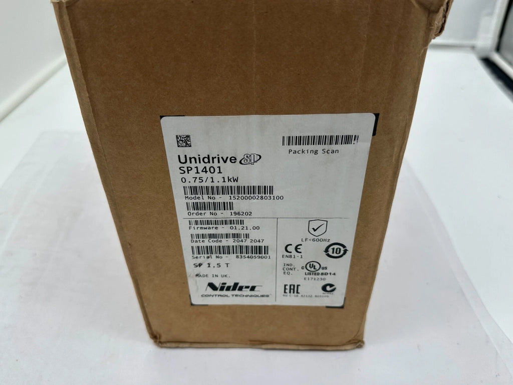 Control Techniques Unidrive SP1401 Wechselrichter 0,75/1,1 kW + EMI-Netzfilter SP1401–SP1403 + 600 W 80 Ω Bremswiderstand