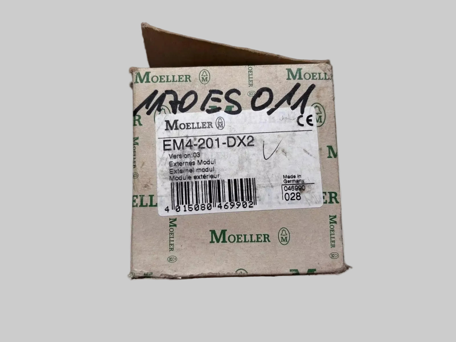 Moeller EM4-201-DX2 is a digital input expansion module for Moeller PLC systems, designed to increase the number of 24VDC digital inputs in industrial automation applications.