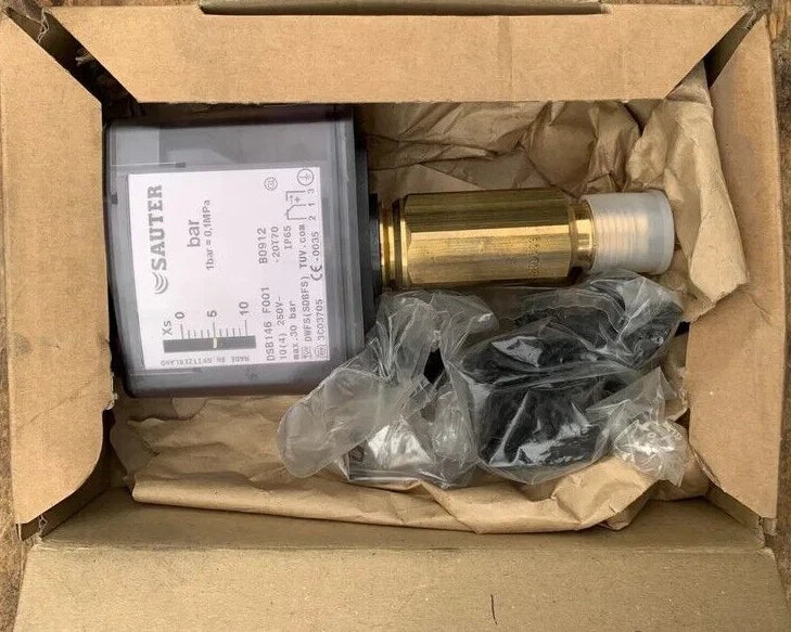 SAUTER XS Pressure Switch 0–6 Bar with Brass Process Connection – Industrial Manostat