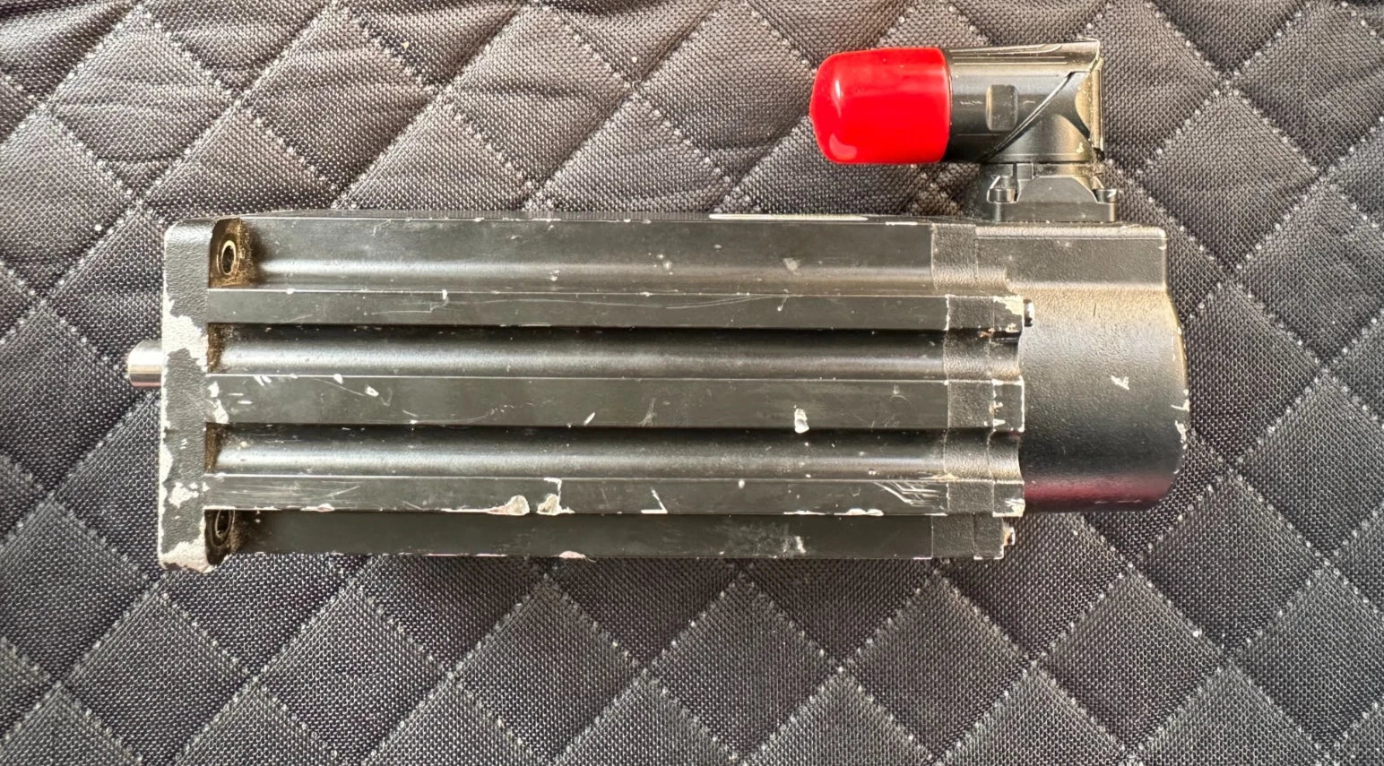 Allen-Bradley Kinetix VP Servo Motor VPL-B0753M-PJ14AA,Ser.A 0.82 kW, 480V, 8000 RPM