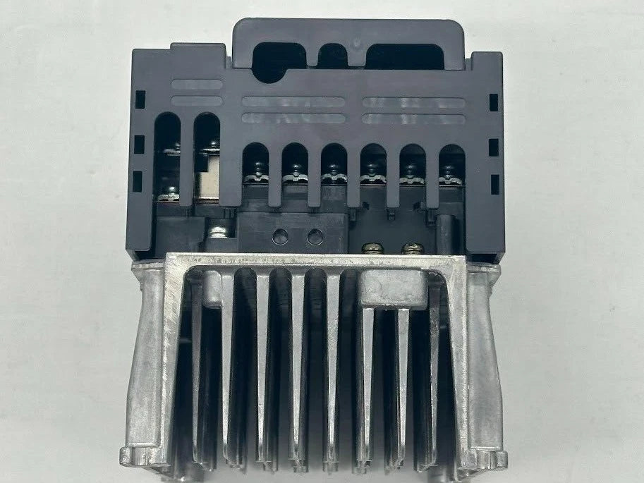 Mitsubishi Electric FR-D740-012-NA Compact Inverter (D700 Series) – 3-Phase 400 V