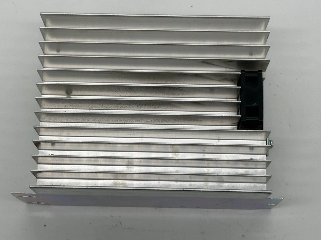 Allen Bradley 1398-DDM-019X, Variador, Ultra 100, 120/240 V CA, Rev. B V1.60