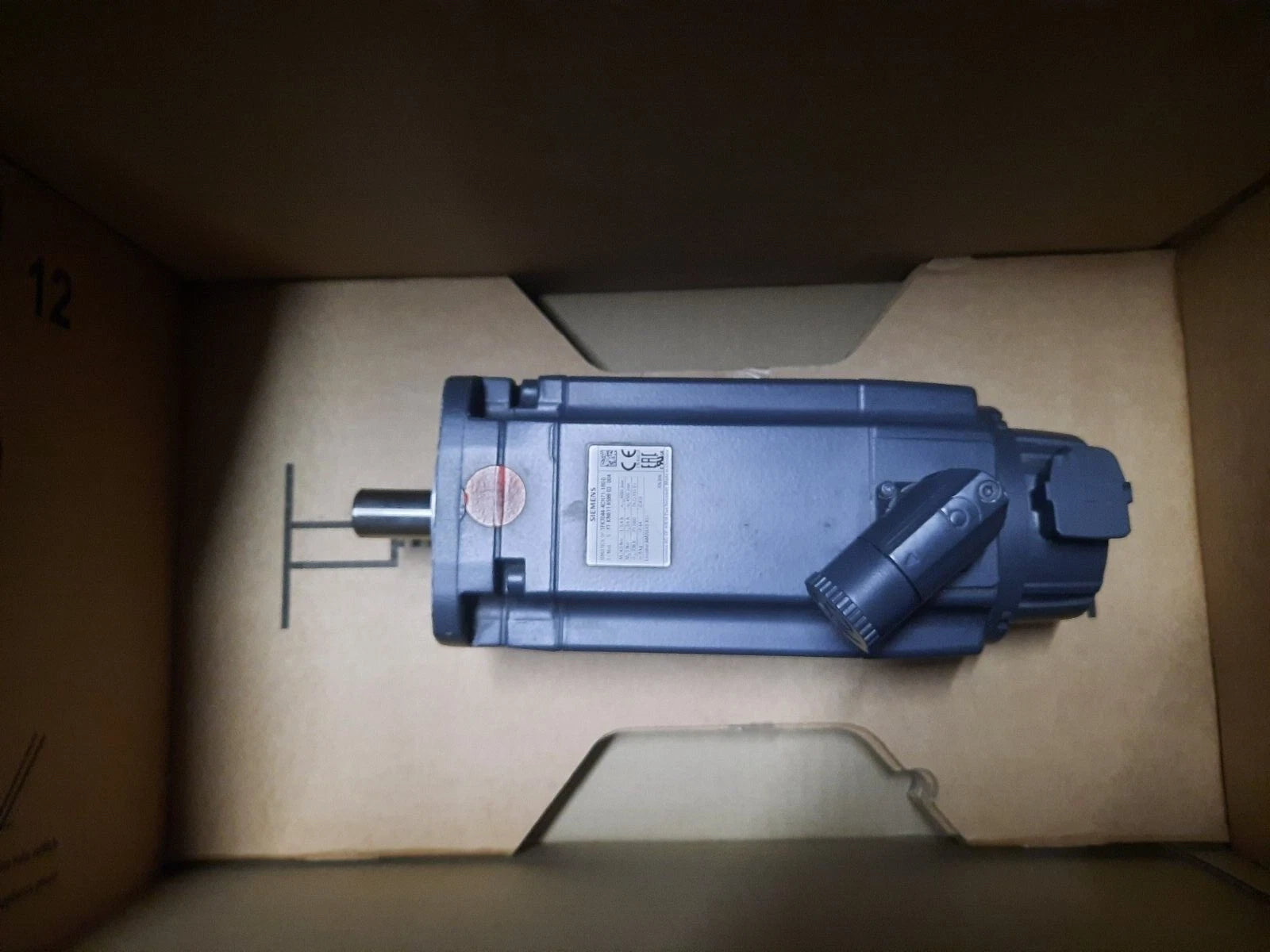 SIEMENS 1FK7044-4CH71-1RG0 Servo Motor – SIMOTICS S – 4.5 Nm – AM2000 Encoder