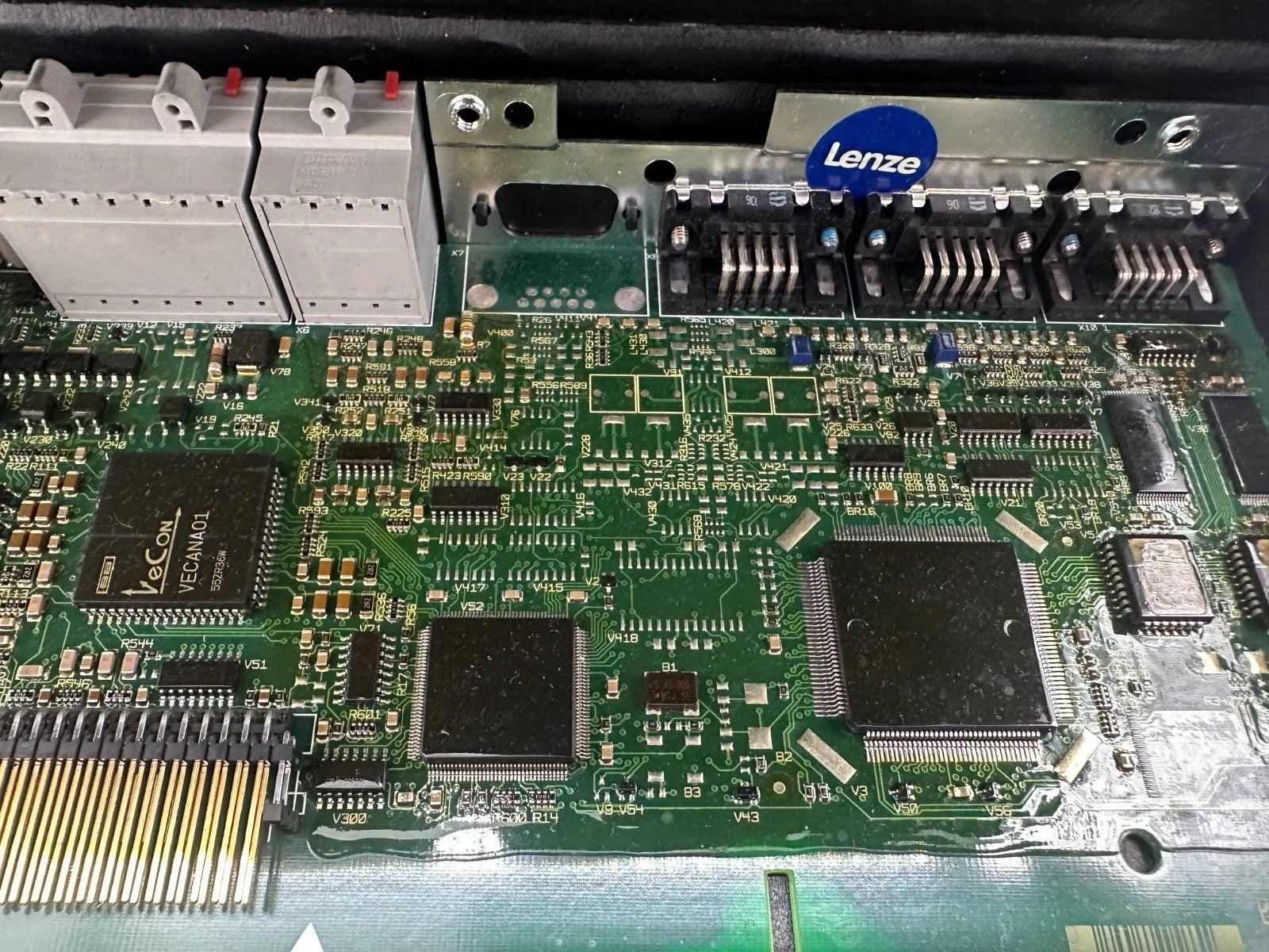 Lenze 9325MP.1B.73 / 9324MP Inverter Board for EVF9324-EV – Drive Control PCB