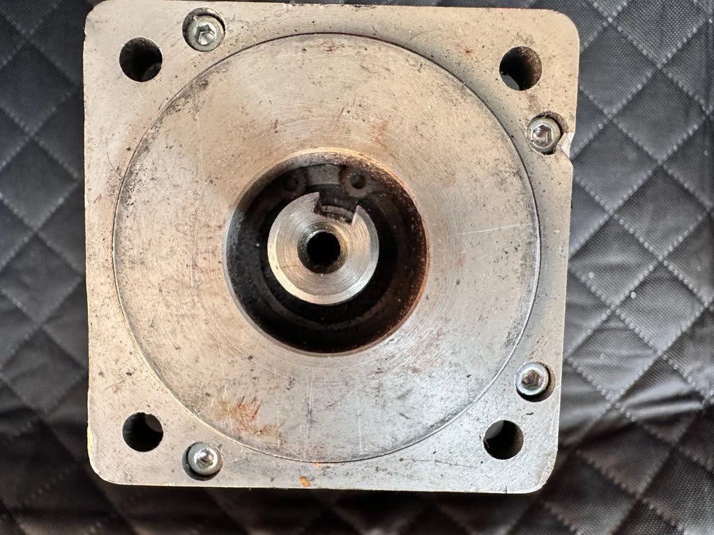 Allen-Bradley Kinetix VP Servo Motor VPL-B0753M-PJ14AA,Ser.A 0.82 kW, 480V, 8000 RPM