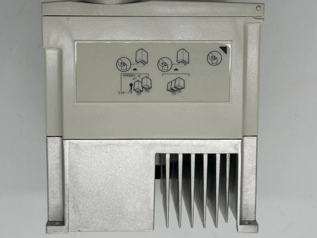 Toshiba VFS11S-2022PL-WP Wechselrichter | 2,2 kW 3 PS VFD 200–240 V