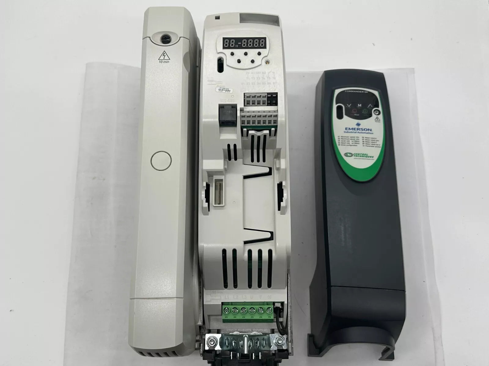 Variador de frecuencia de CA SK2401 de Emerson Control Techniques, 5,5–7,5 kW, 380–480 V, trifásico