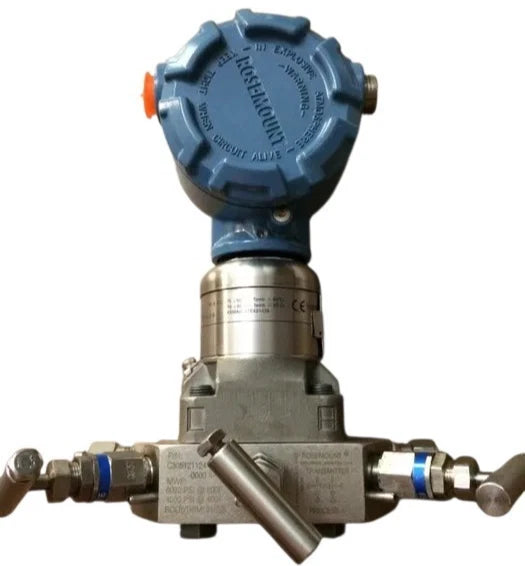 Rosemount 3051S1CD1A2E12A2AB4E1Q4 Intelligenter Drucktransmitter 2000 PSI / 138 bar + Gehäuse 300S2AAE1 + C305121124-0000, Ex d IIC, HART / FOUNDATION Feldbus