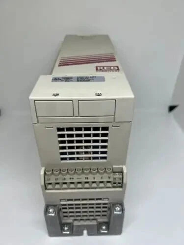 Variador de frecuencia industrial trifásico KEB COMBIVERT F5 10F5H1D-30AA de CA de 2,2 kW y 400 V